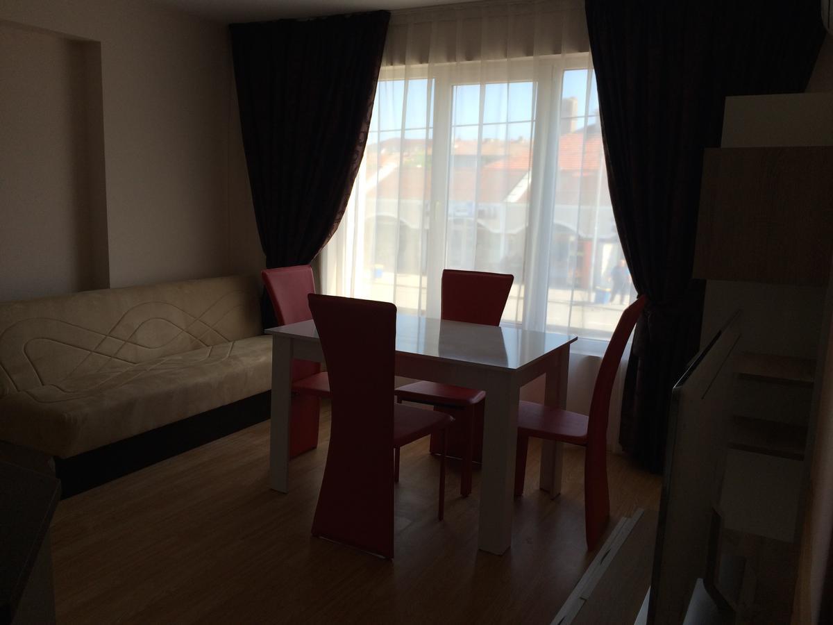 Palace De Luxe Apartments Pomorie Eksteriør billede