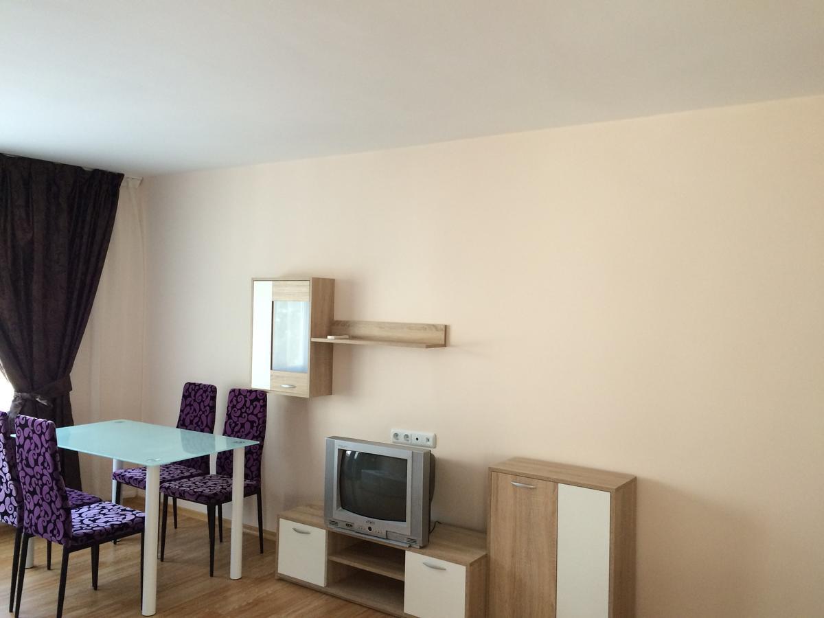 Palace De Luxe Apartments Pomorie Eksteriør billede